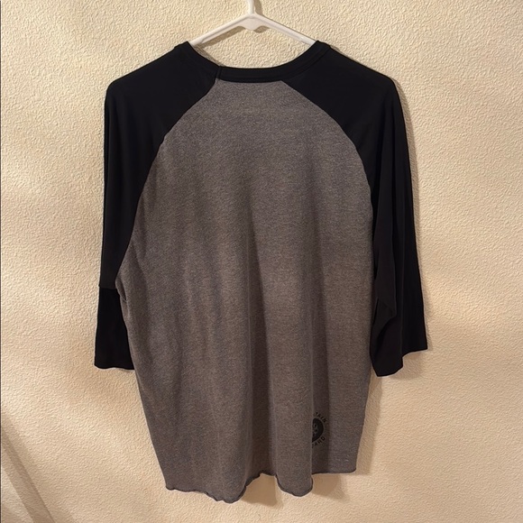 Men’s Mountain Standard Shirt, Size XL, Used - Picture 4 of 5